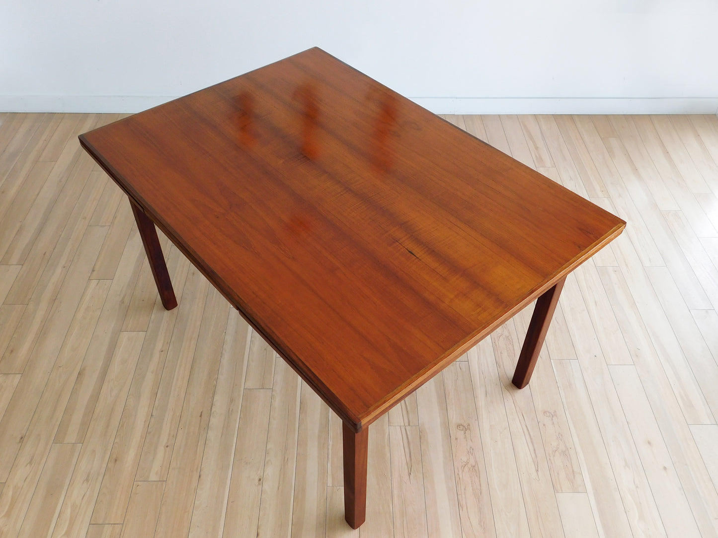 Danish MCM expandable dining table