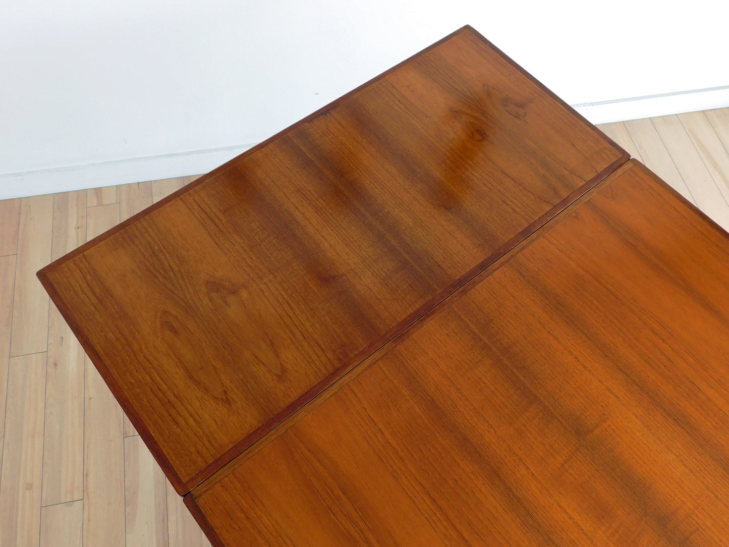 Danish MCM expandable dining table