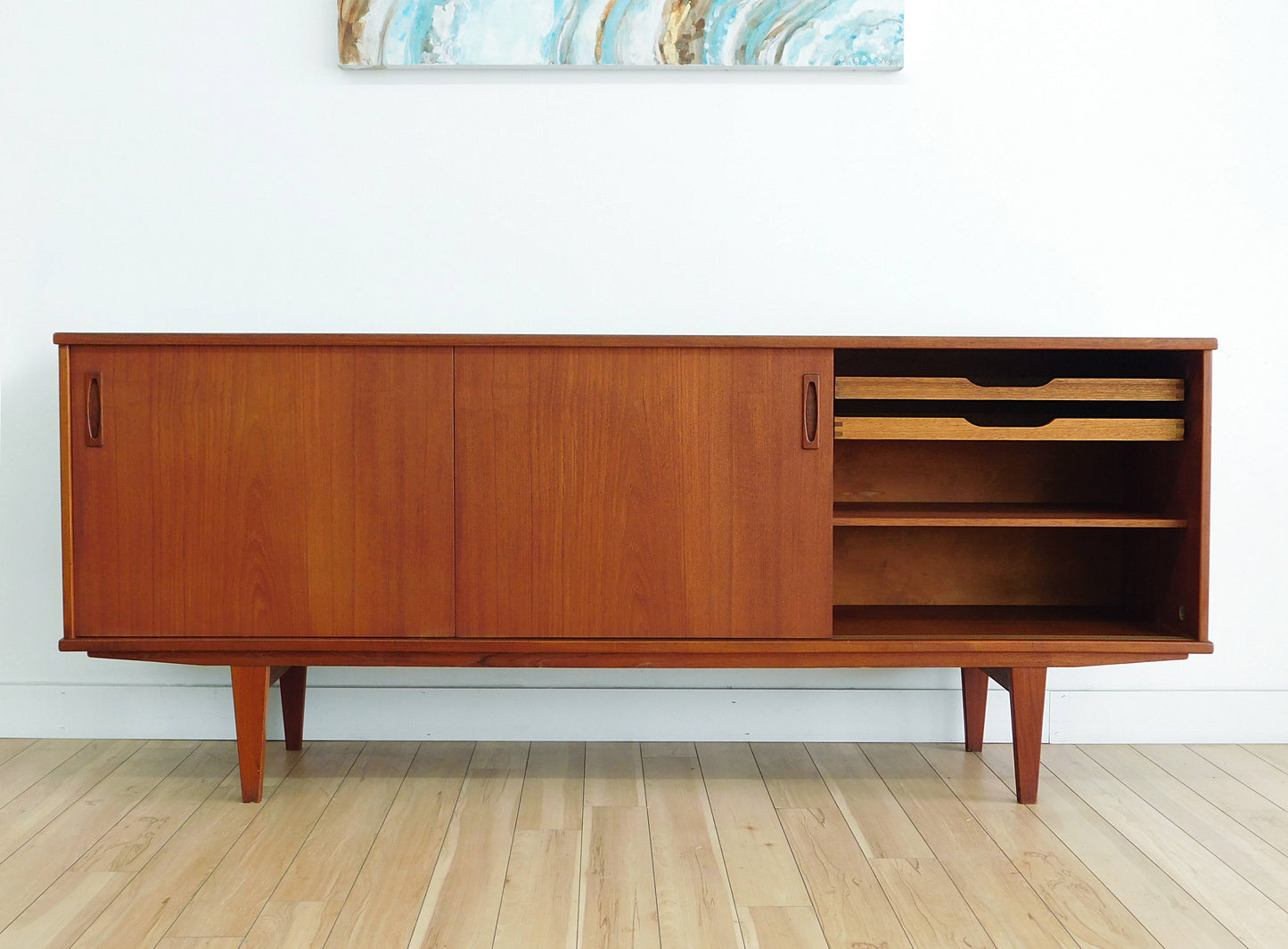 Eames knoll for Dyrlund Sideboard