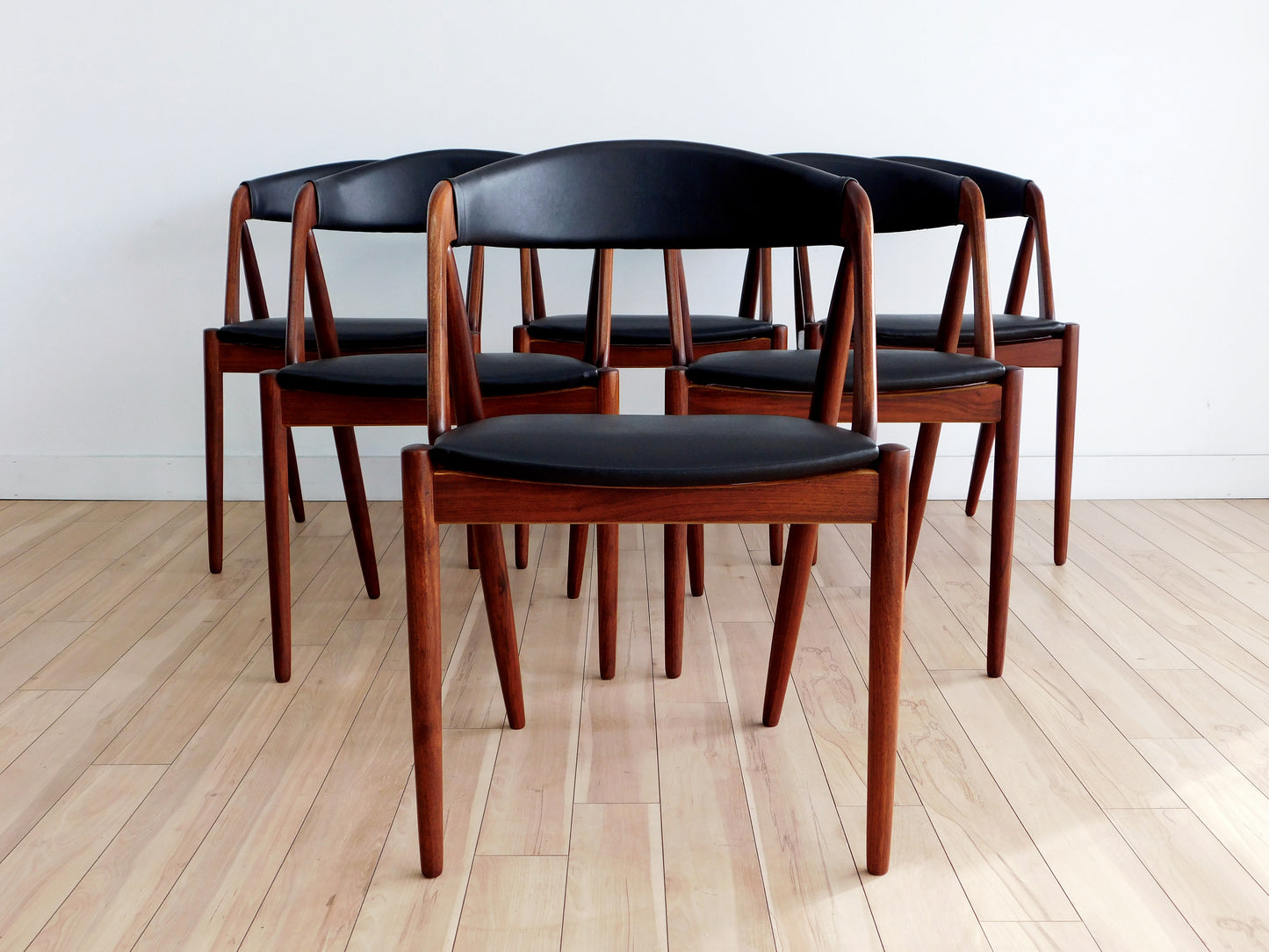 Kai Kristiansen Dining Chairs Model 31 by Schou Andersen Møbelfabrik