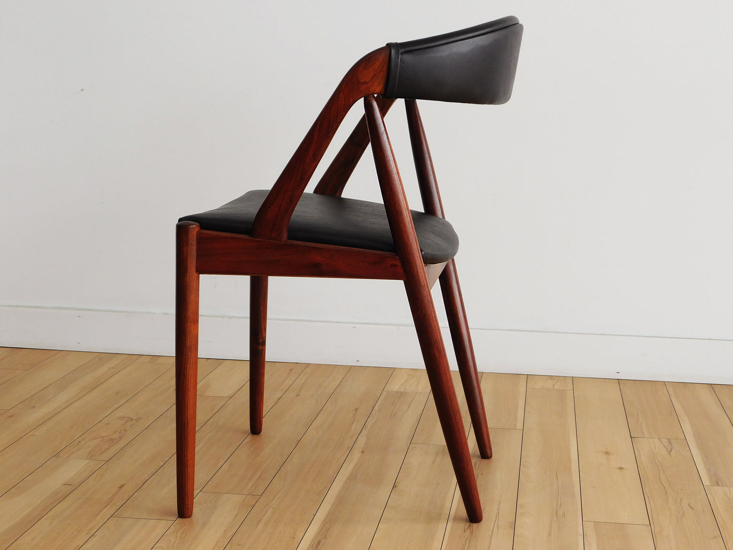 Kai Kristiansen Dining Chairs Model 31 by Schou Andersen Møbelfabrik