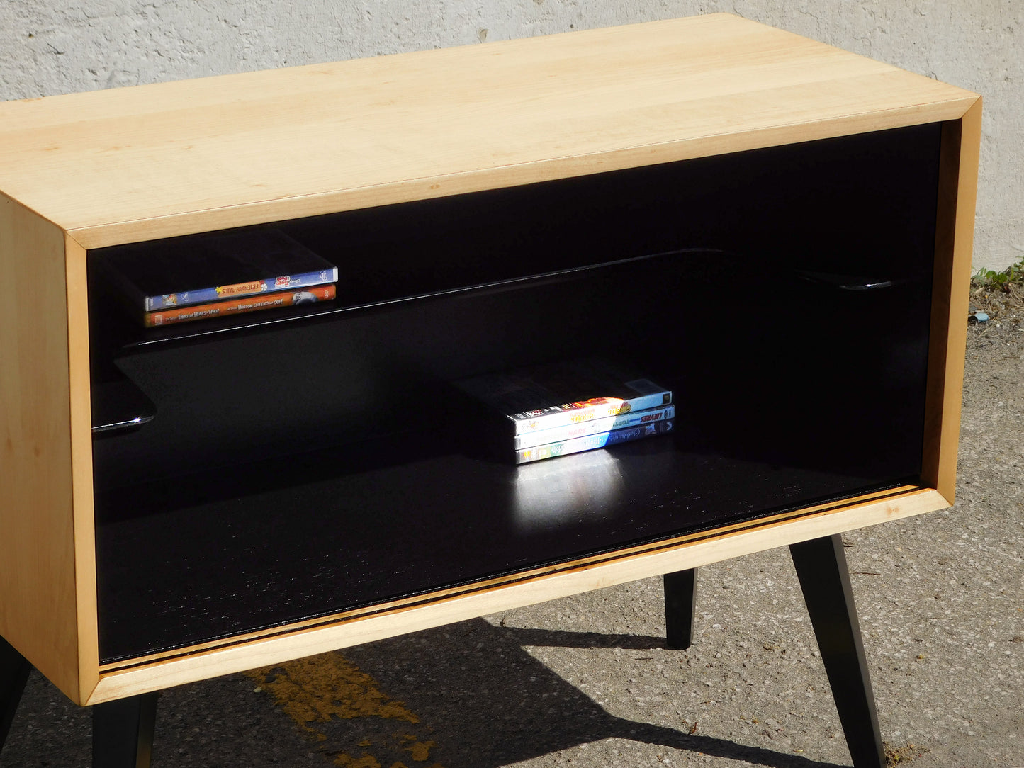 Russell Spanner Mini bar sideboard