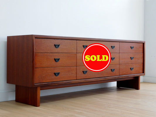 RS Teak dresser
