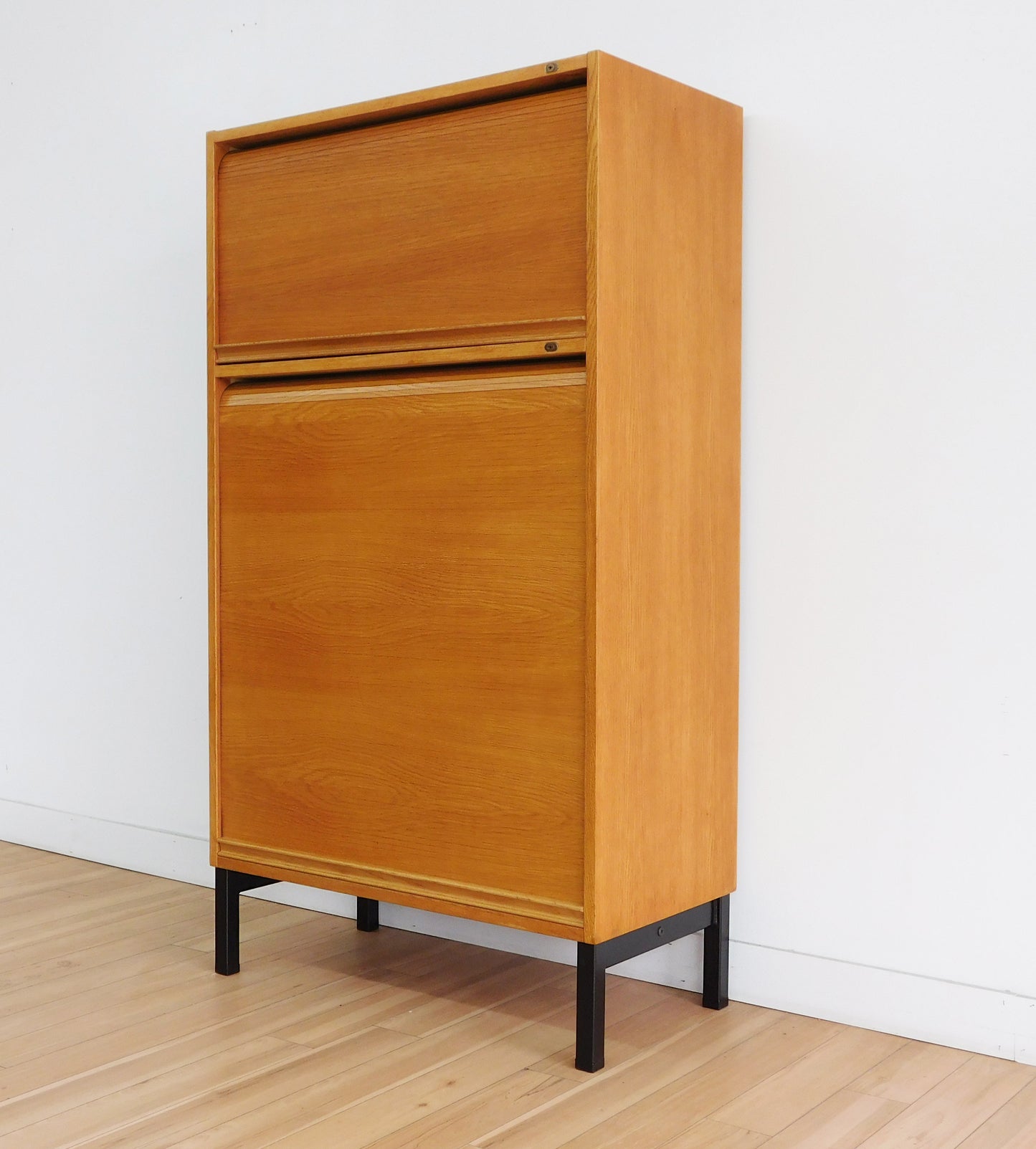 Mid century Von Kinnreps File cabinet